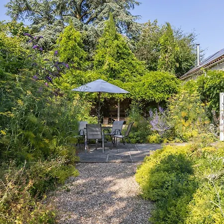 Holiday home The Barn At Noelles