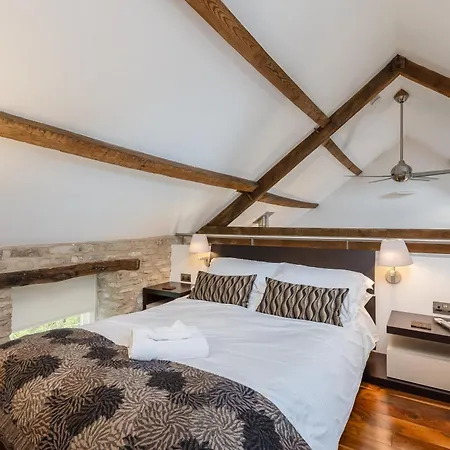 Noelle's Cottages, The Barn *