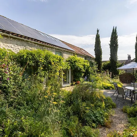 The Barn At Noelles Pickering